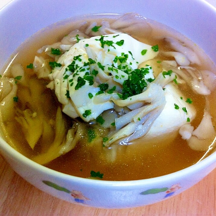 舞茸とおぼろどうふのスープ
